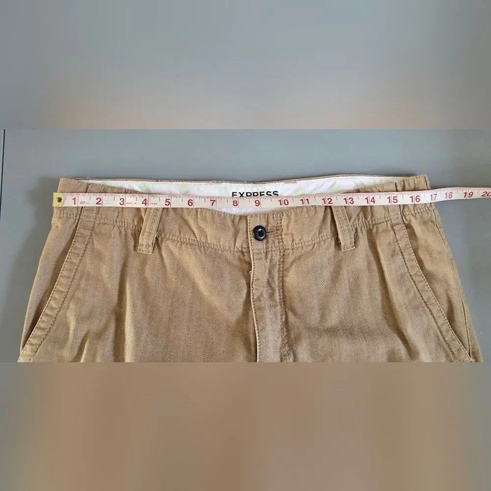Express Men's Chinos Khaki Flat Front Casual Pants Size 32 x 32